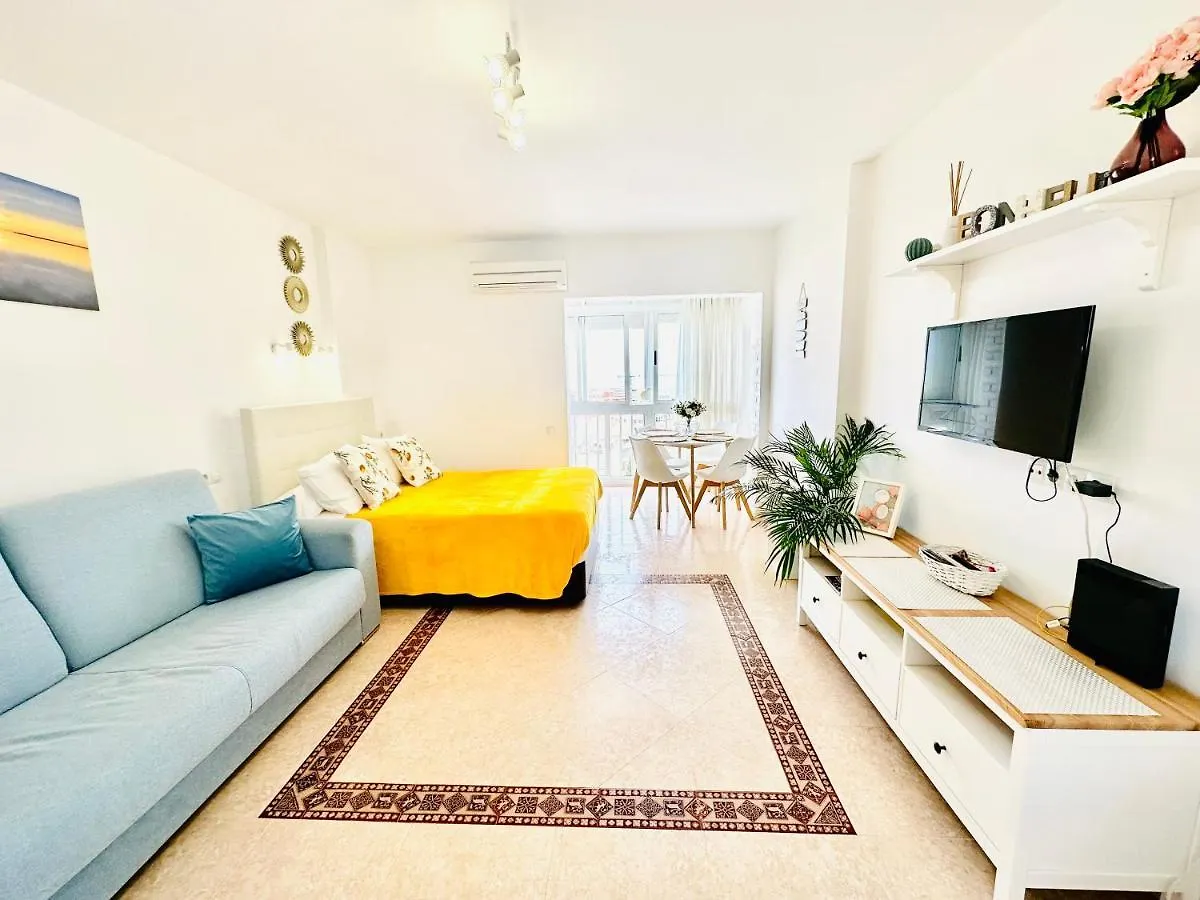 Iris Vistas Sea & Sun Benalmadena Apartment